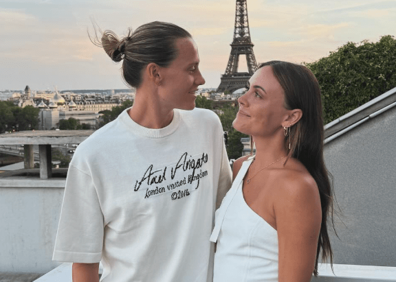 Emily Van Egmond with Matildas Teammates